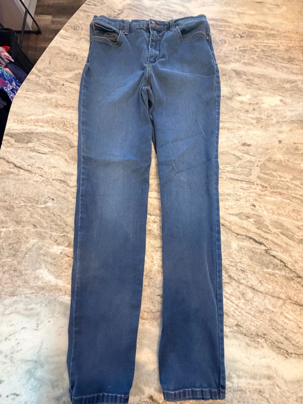 Gloria Vanderbilt Amanda Size 10 Medium Wash Straight Leg Jeans